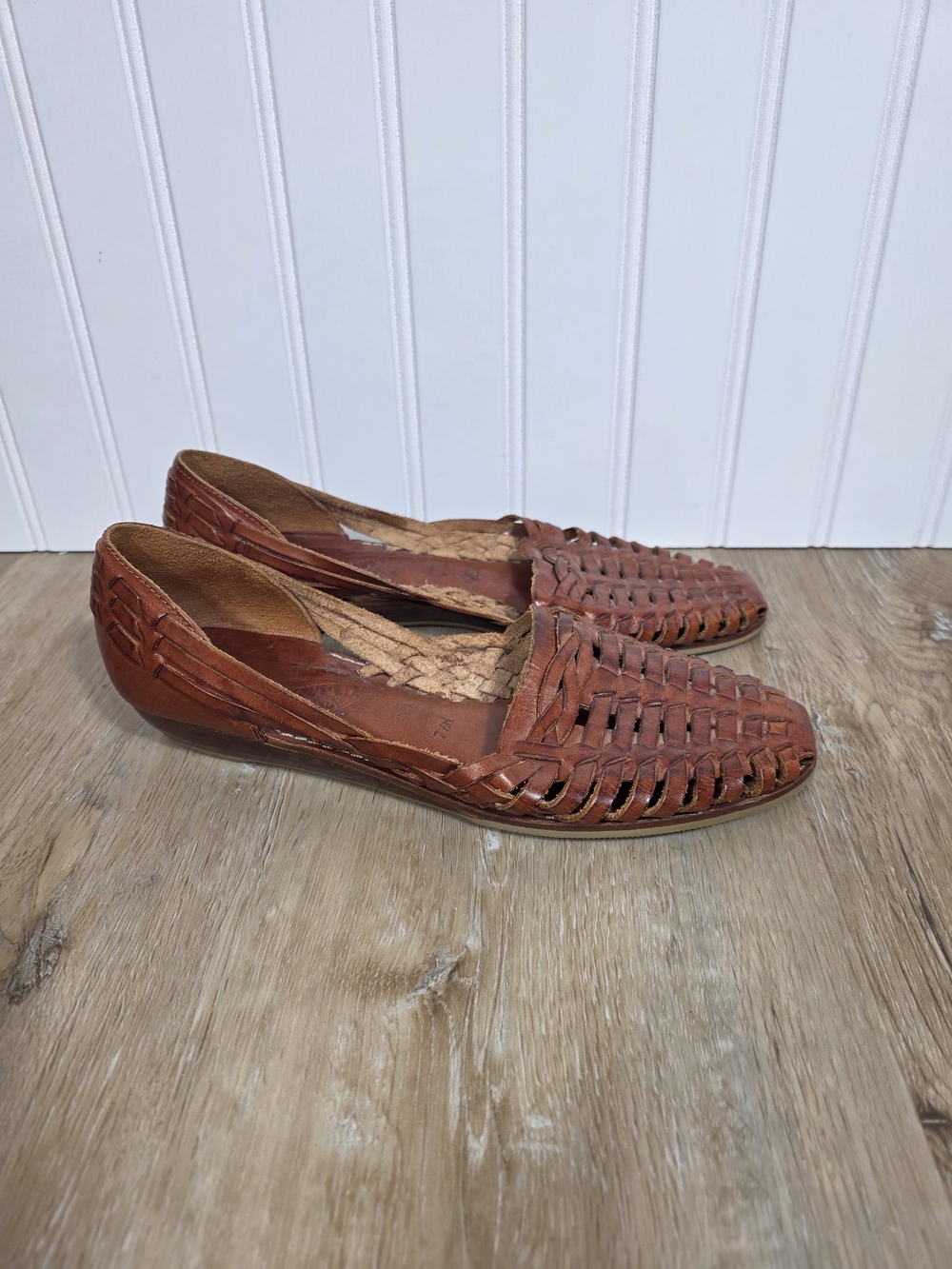Jennifer Moore Adventure Women’s Brown Leather Woven Huarache Flats - Picture 2 of 11